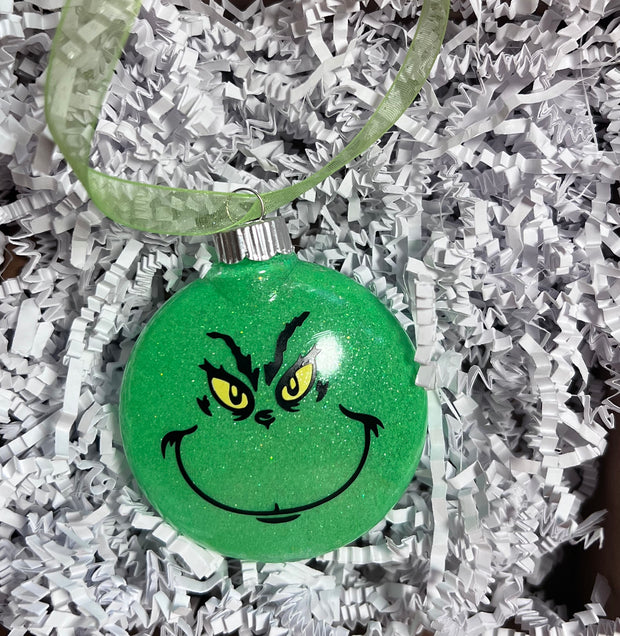 Grinch Glitter ornament